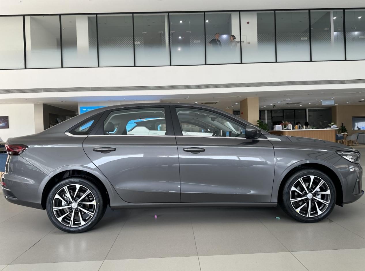 第4代帝豪全球400万纪念款，三大件解读，CVT18变速箱