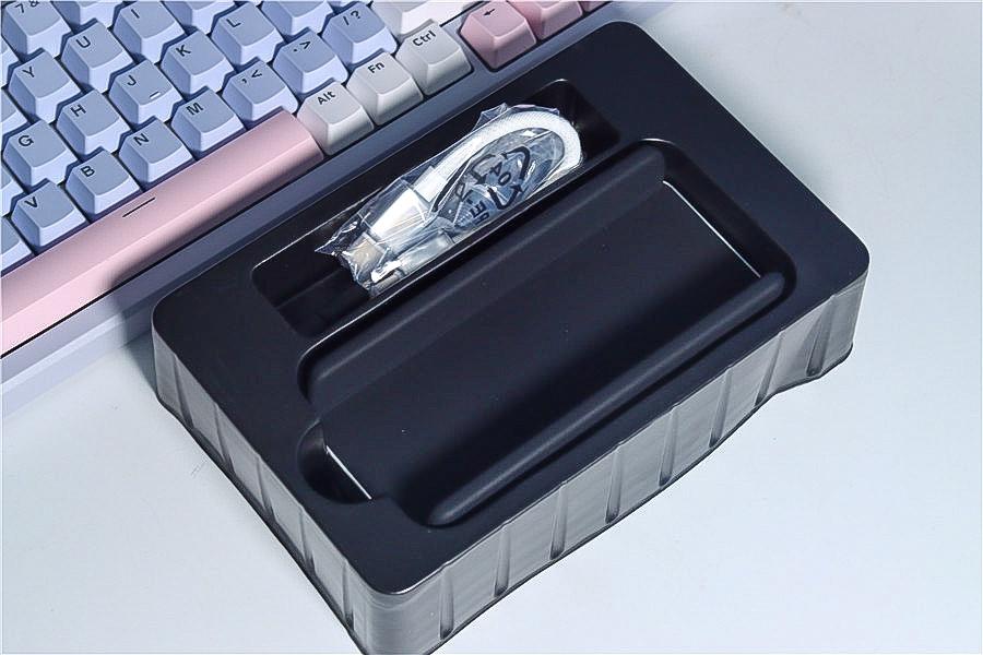 200出头的Mac mini M4扩展坞底座奥睿科MiniDock，不愧是价格屠夫