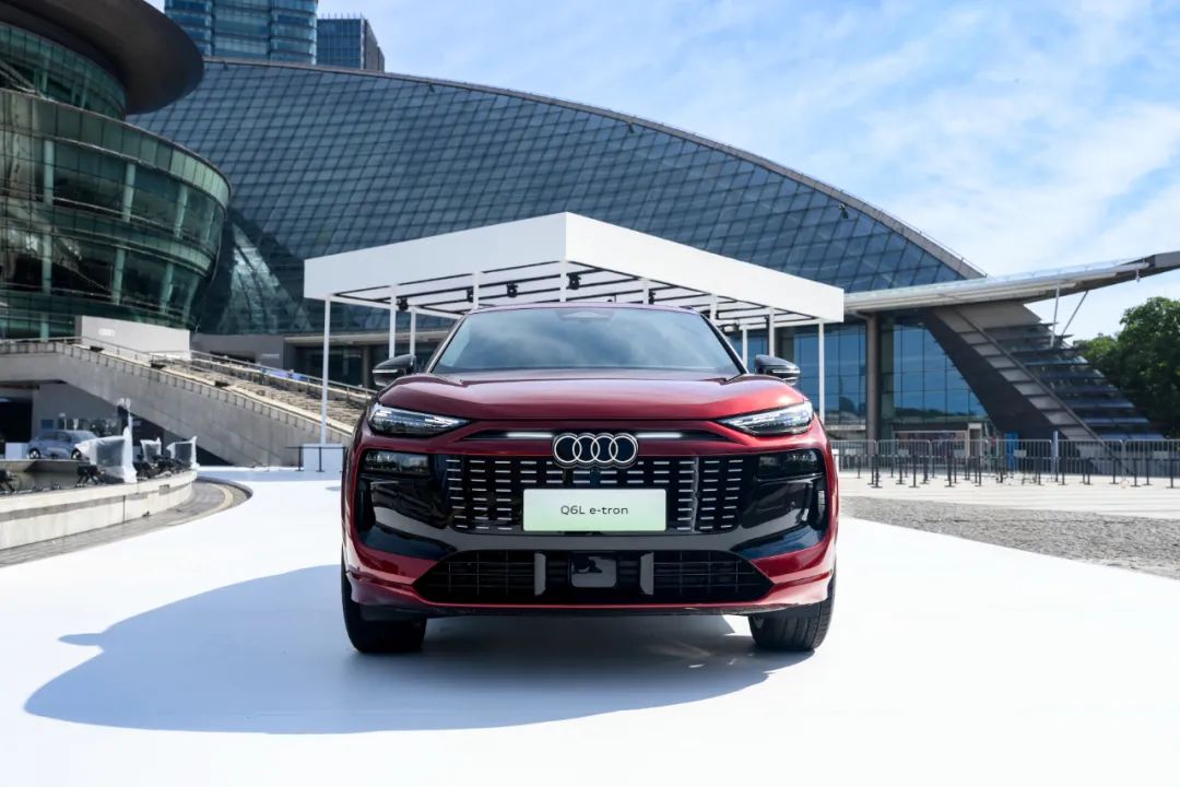 油电同智豪华再无短板 奥迪A5L与Q6L e-tron上市