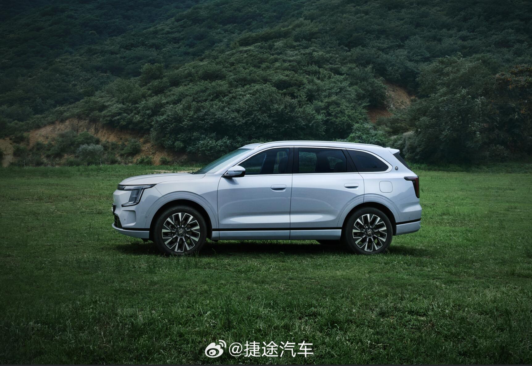 把钱包准备好 四款中型SUV新车来袭  一汽红旗HS6 PHEV领衔