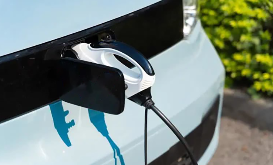 小型车7月销量解读：四款燃油车全数垫底，该车型基本完成电动化