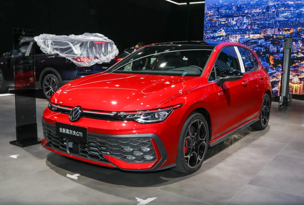 13万级凌渡GTS对比20万级高尔夫GTi，上汽大众比一汽良心吗？
