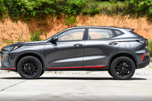 8万级家用SUV，全新第二代长安X5 PLUS 对比吉利缤越L，谁更值得选？