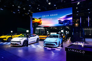 性能无界，智能进阶！领克携 “智能电混双旗舰” 闪耀2025 成都车展