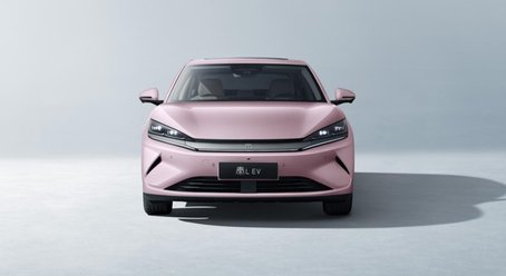 上新545KM云辇型、限时12.98万元！七夕的“秦”绪价值是秦L EV给的