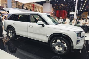 47.99万预售价一出，极氪9X是真爆款还是假托大？
