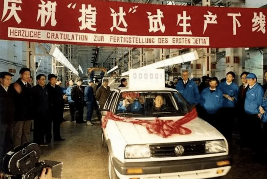 生死突围，一场电动豪赌！捷达的救命稻草来了？