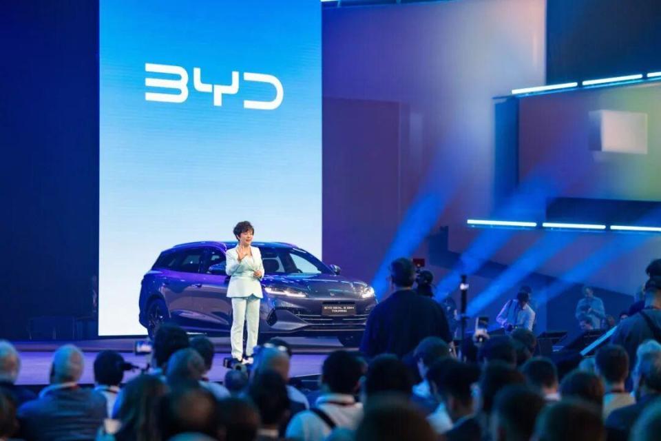 比亚迪携七款车型和核心技术亮相2025德国慕尼黑车展