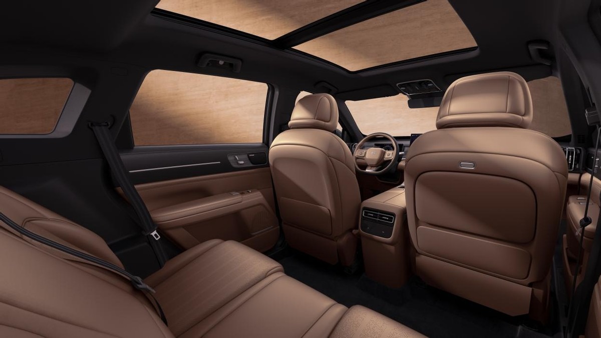 10.99万起的捷途X70L，真能称得上“磁悬浮豪华电七座SUV”吗？​