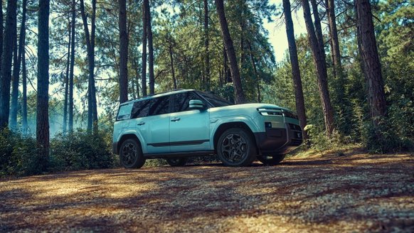 智能大五座SUV 方程豹钛7售价17.98万起
