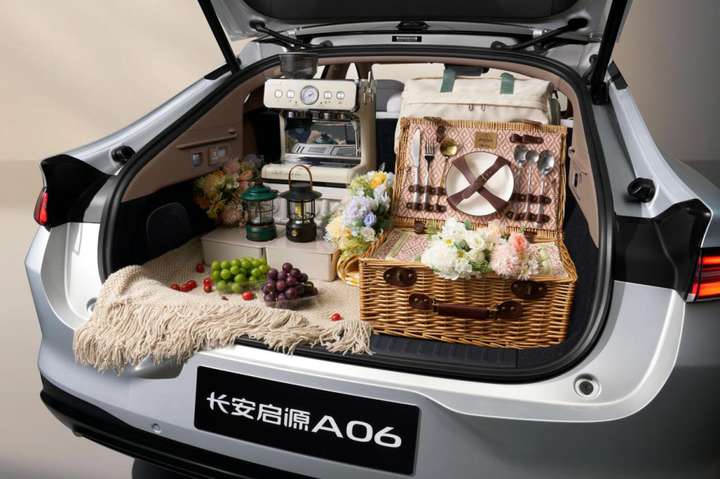 激光雷达+800V+6C，长安启源A06打造家庭智能出行”天花板“