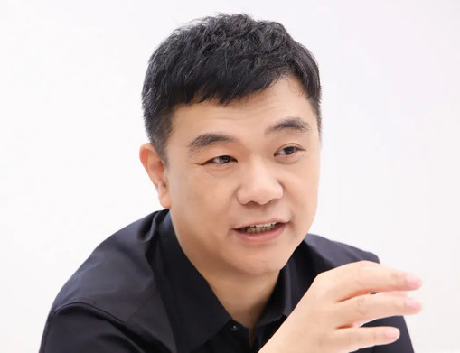 1小时订出4.2万辆，极氪9X让豪车界石破天惊