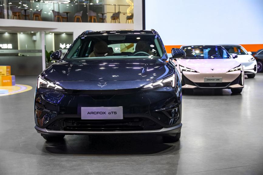 低调的实力派选手，极狐新阿尔法T5到底该怎么选？