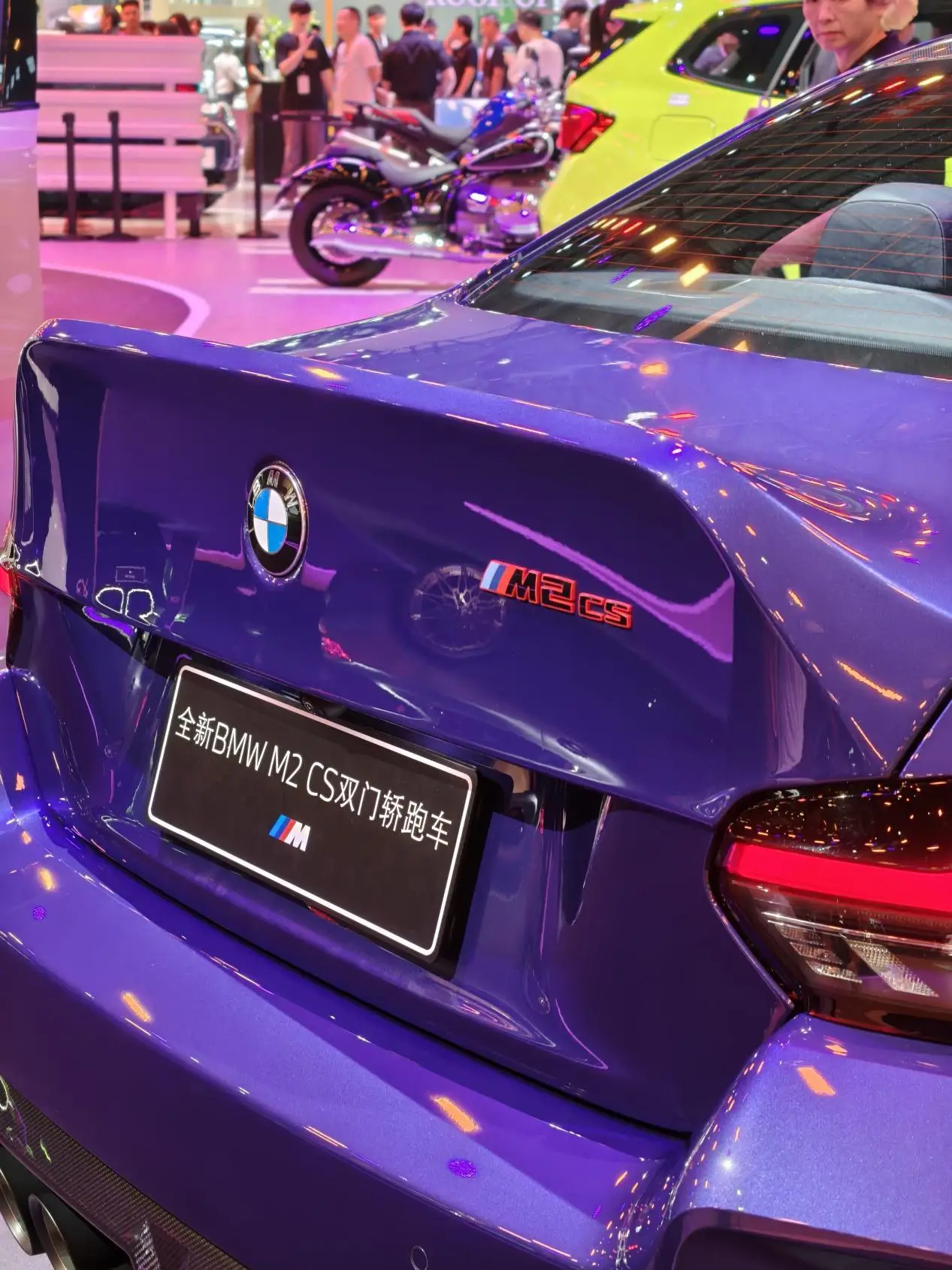 虽然买不到M3 GTR，但宝马给到了原味配方的M2 CS