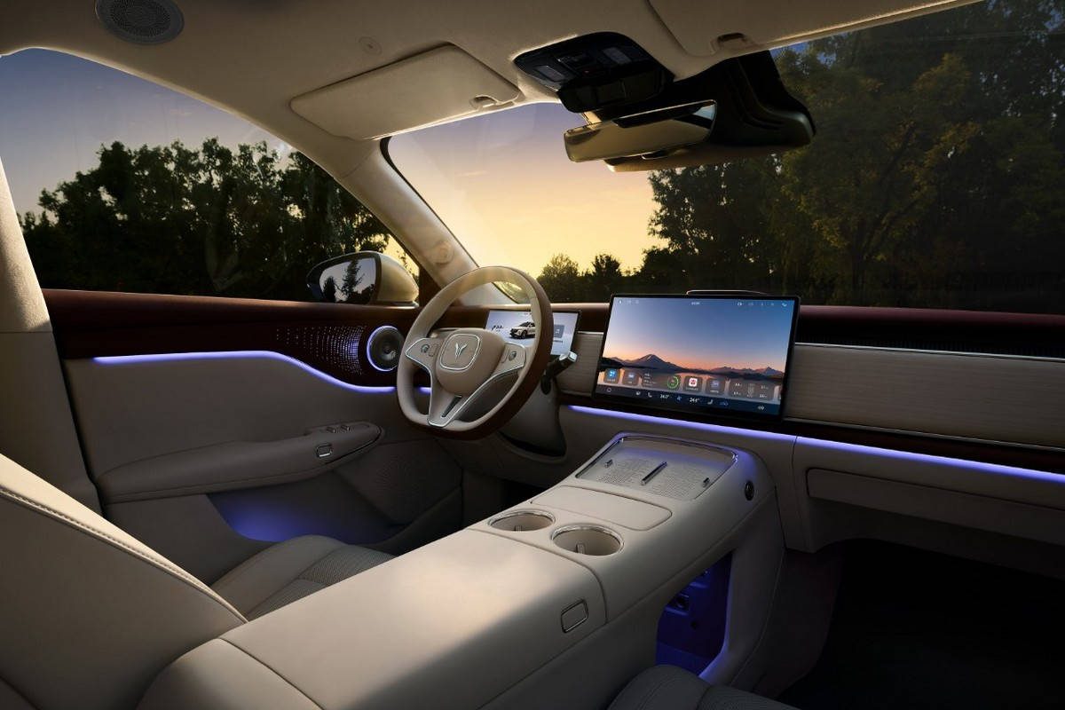 25万级最强华为纯电SUV！2025款岚图知音，哪款最值得买？