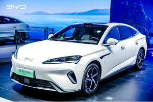 纯电续航230km, 2026款海豹07DM-i亮相成都车展，预计9月中旬正式上市