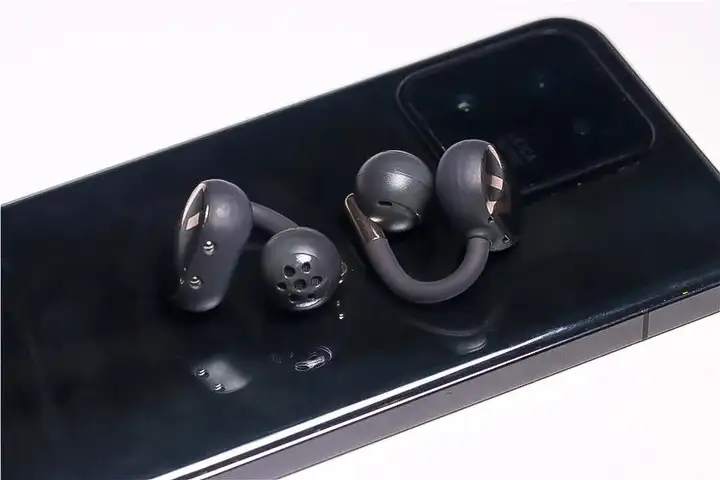 泥炭Clip1耳夹耳机实测：佩戴无感，音质却让我惊掉下巴？