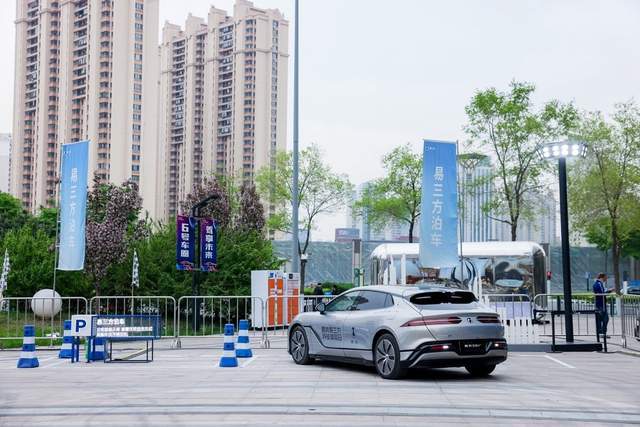 2025比亚迪智能化街区全国巡展亮相济南｜让好技术人人可享