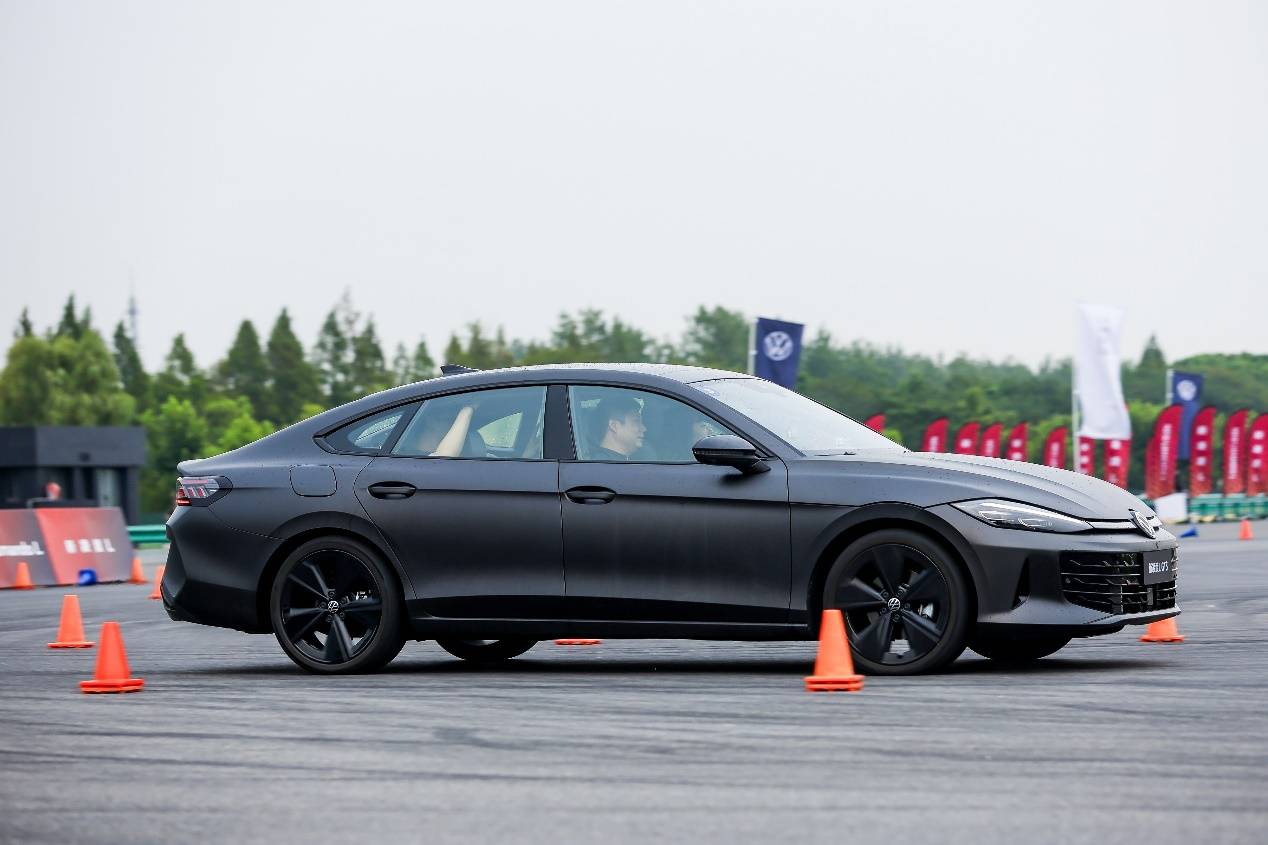 13万即可多拿下GTS 全新凌渡L怎么选？