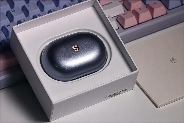泥炭Clip1耳夹耳机实测：佩戴无感，音质却让我惊掉下巴？