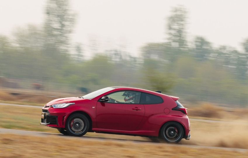 售价近40万的丰田GR YARIS，究竟是谁的梦中情车？
