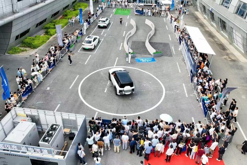 2025比亚迪智能化街区全国巡展亮相济南｜让好技术人人可享