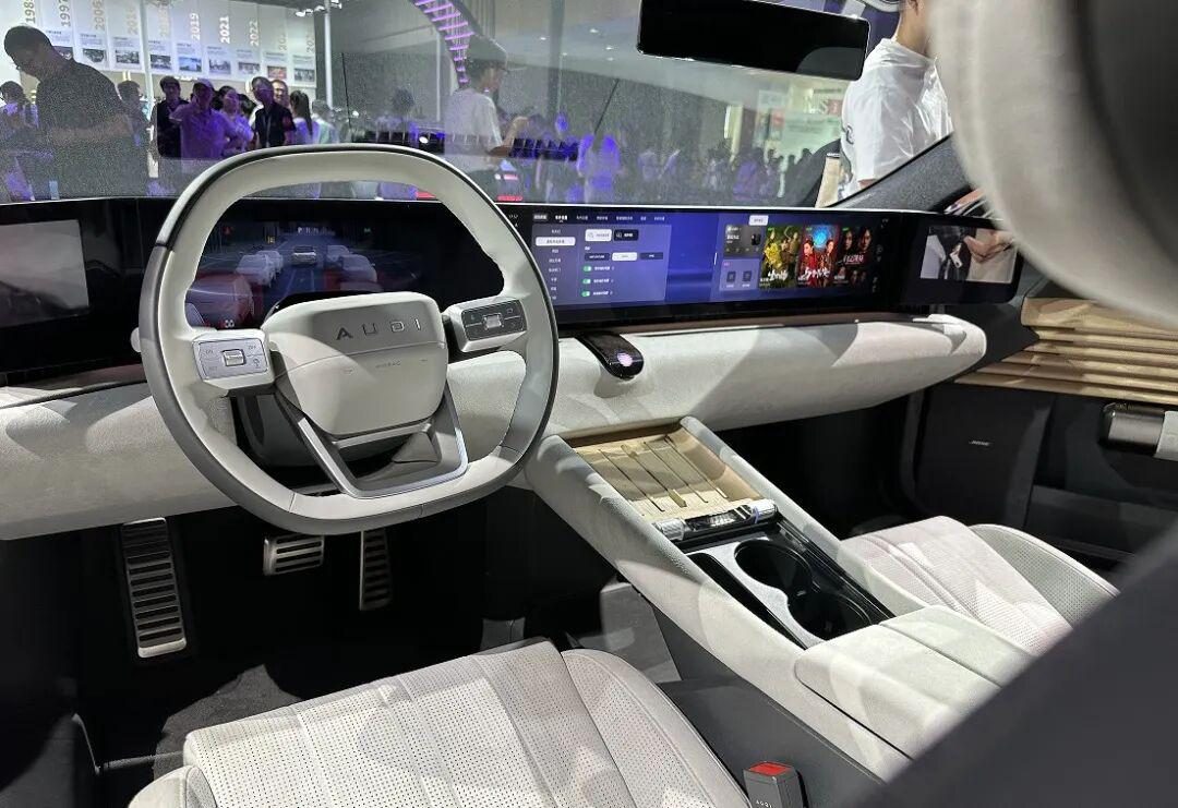 “灯厂”开窍！23万的奥迪E5 Sportback智能化超华为？ | 视频