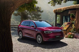全维进化诠释“国民SUV”新境界：全新问界M7预定开启，预售价28.8万起