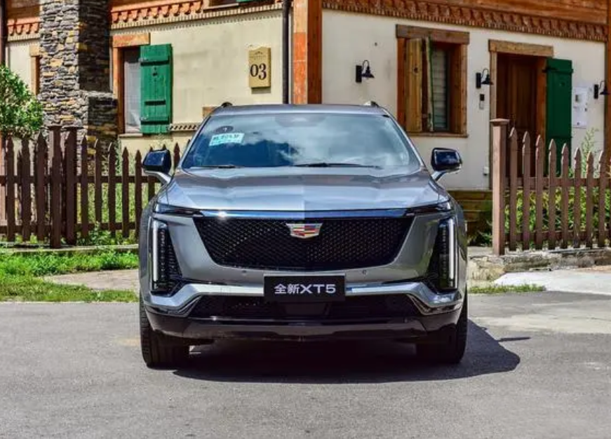凯迪拉克XT5门槛价降至22.99万元却依然叫好不叫座，原因是什么？