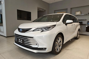 新款丰田赛那32.48万起售，真不如看看GL8陆尊