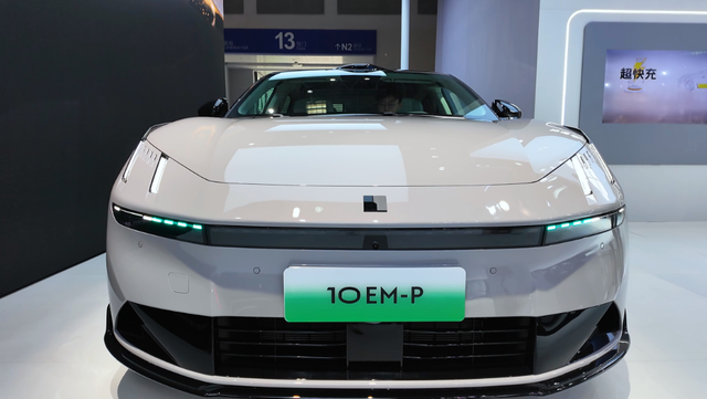 限时16.38万元起，领克10 EM-P：标配双电机+激光雷达，值么？