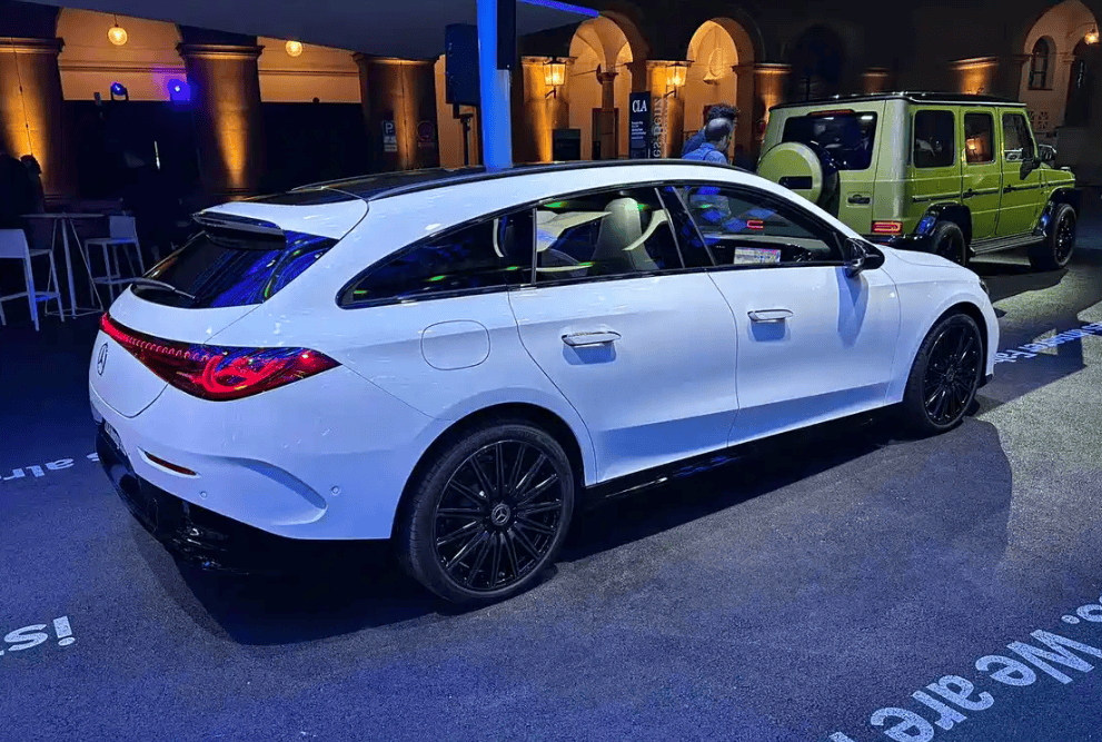 【E汽车】奔驰CLA Shooting Brake发布