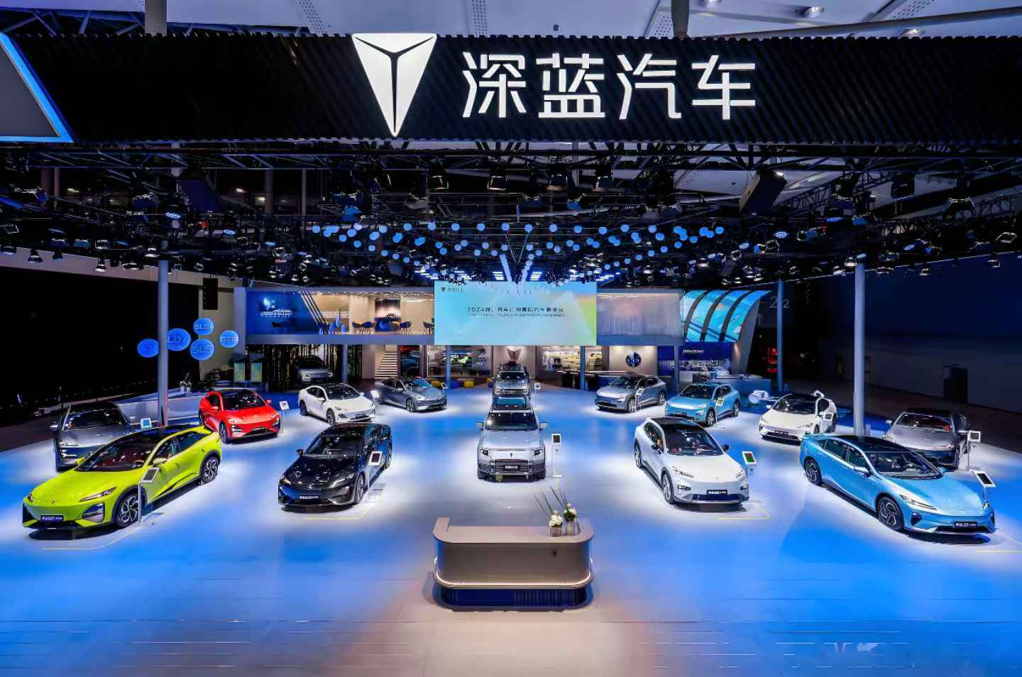 长安新势力：全球化竞争下的深蓝攻略