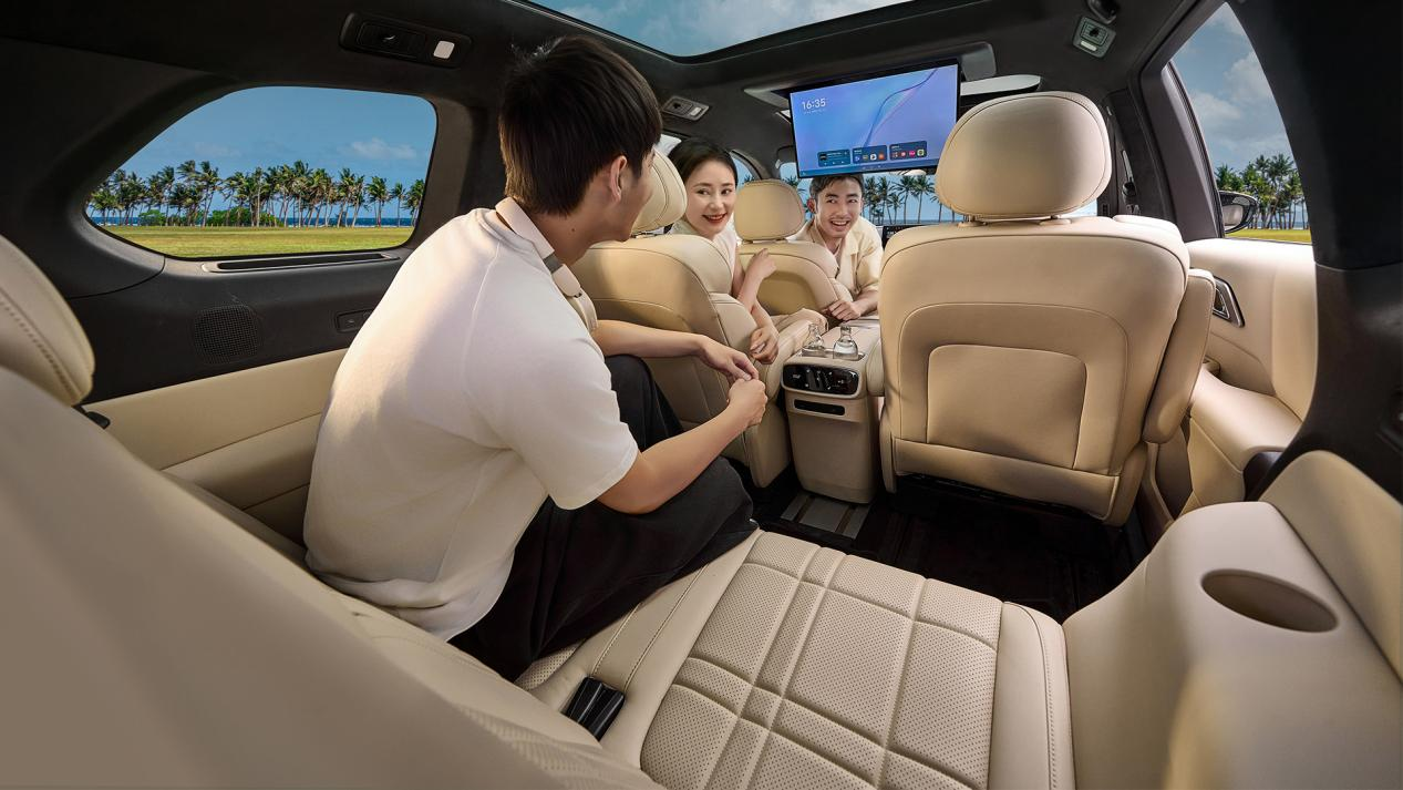 深蓝S09后驱MAX与银河M9，谁才是20万级大六座SUV的价值之选？