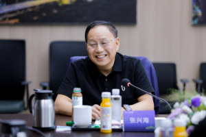 聆听用户真实声音，赛力斯张兴海与用户共话新豪华