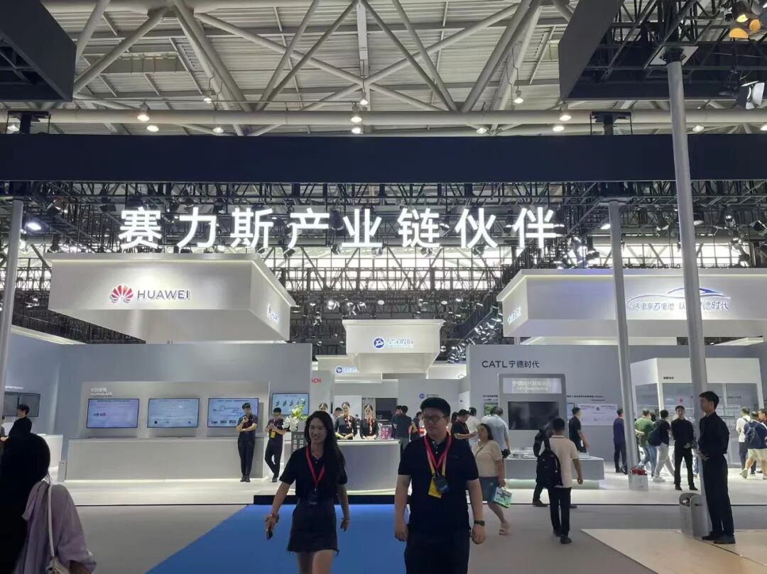 硬核技术加快产业升级，重庆打造智能网联新能源汽车集群不客气了